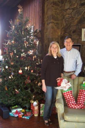 daddy-daughter moment on Christmas morn